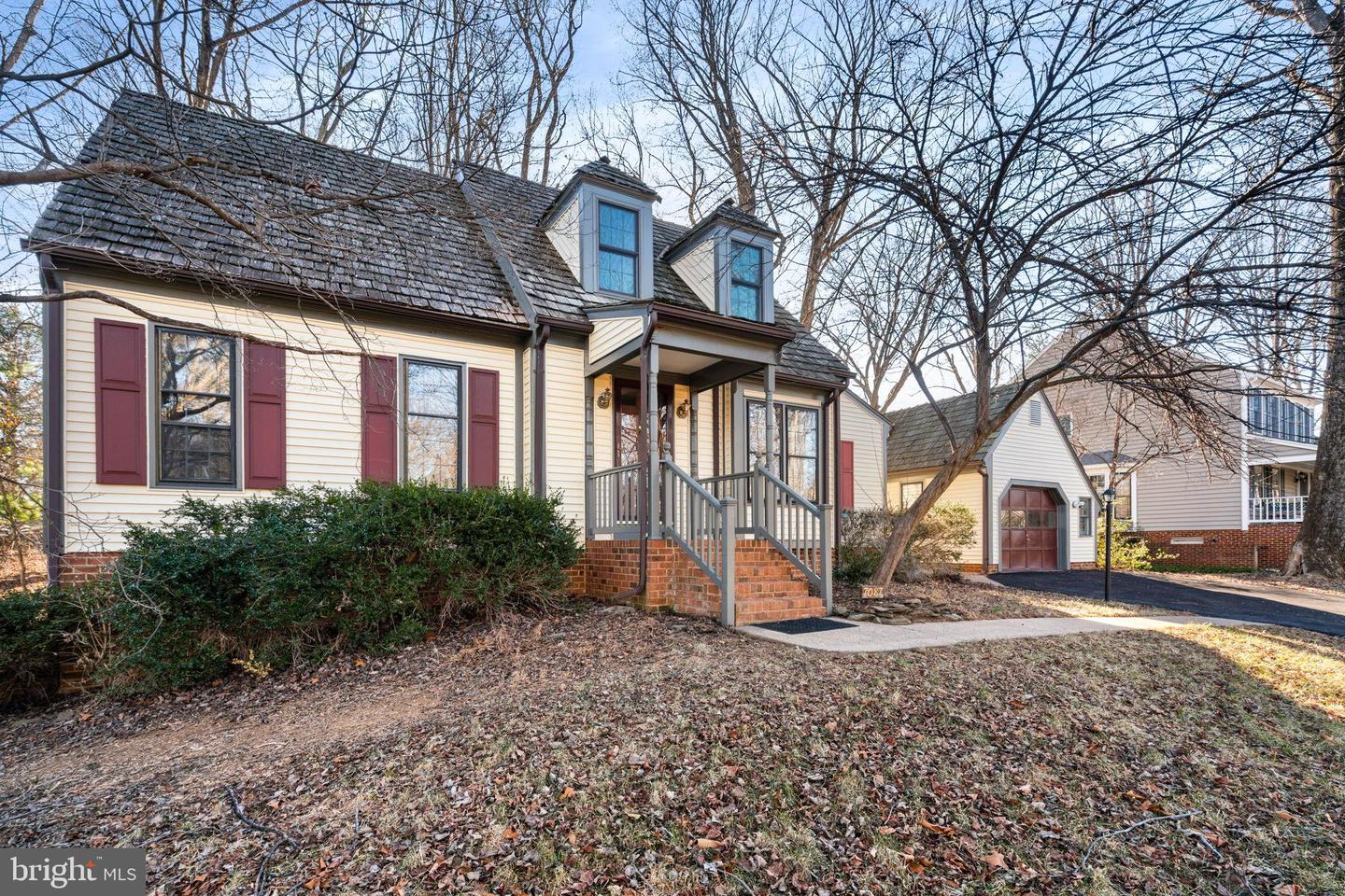 7087 WESTMORELAND DR, WARRENTON, Virginia 20187, 4 Bedrooms Bedrooms, 12 Rooms Rooms,3 BathroomsBathrooms,Residential,For sale,7087 WESTMORELAND DR,VAFQ2020246 MLS # VAFQ2020246