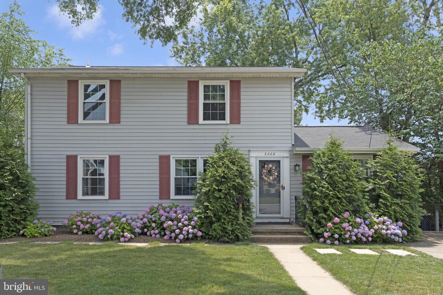 5208 8TH RD N, ARLINGTON, Virginia 22205, 3 Bedrooms Bedrooms, ,3 BathroomsBathrooms,Residential,For sale,5208 8TH RD N,VAAR2068054 MLS # VAAR2068054 5208 8TH RD N, ARLINGTON, Virginia 22205, 3 Bedrooms Bedrooms, ,3 BathroomsBathrooms,Residential,For sale,5208 8TH RD N,VAAR2068054 MLS # VAAR2068054