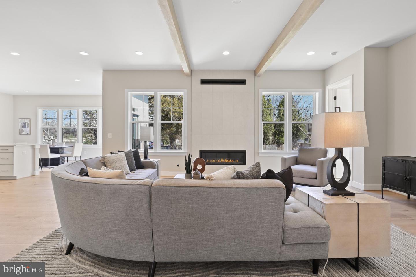 9211 KILMARNOCK DR, FAIRFAX, Virginia 22031, 6 Bedrooms Bedrooms, ,5 BathroomsBathrooms,Residential,For sale,9211 KILMARNOCK DR,VAFX2287274 MLS # VAFX2287274