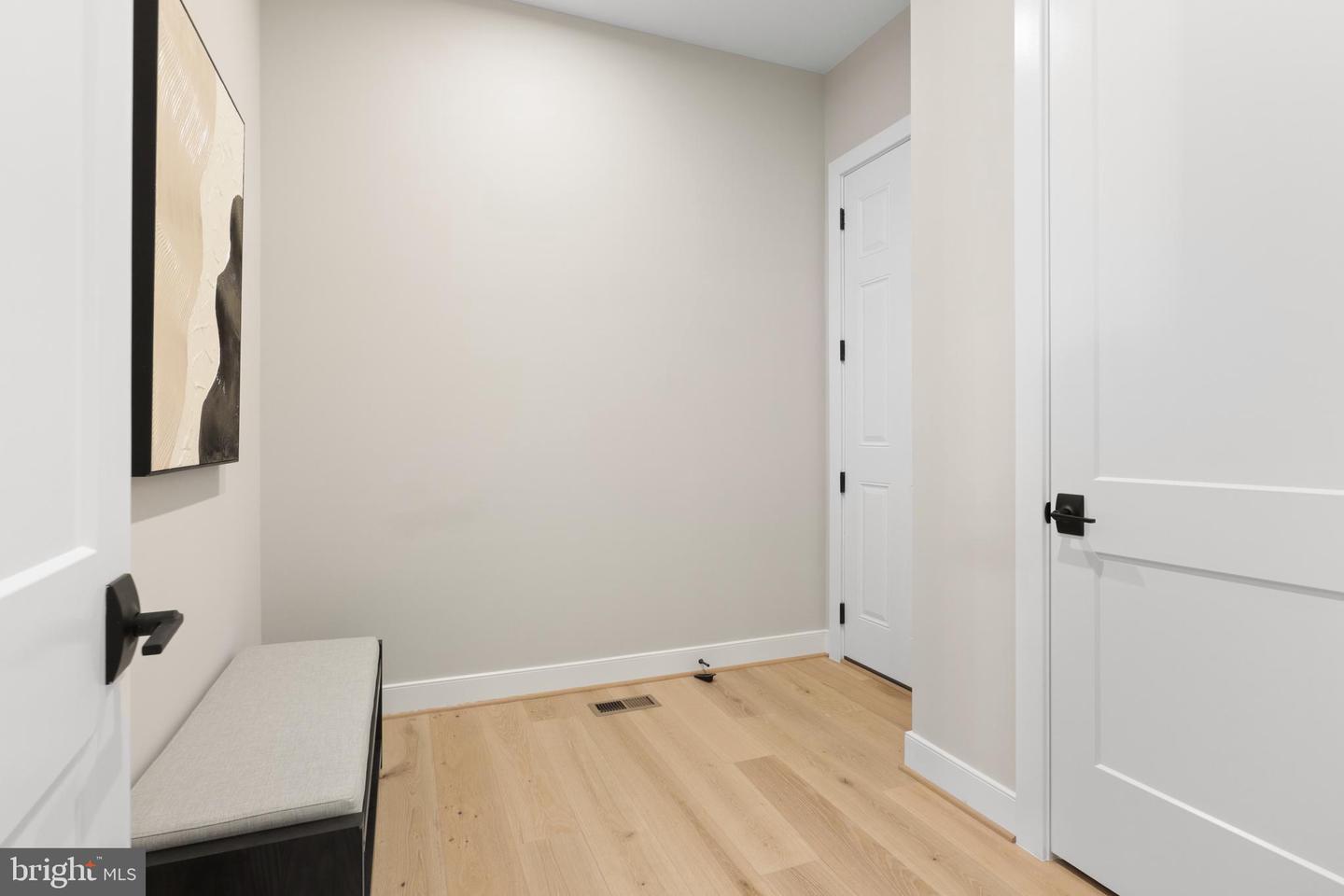 9211 KILMARNOCK DR, FAIRFAX, Virginia 22031, 6 Bedrooms Bedrooms, ,5 BathroomsBathrooms,Residential,For sale,9211 KILMARNOCK DR,VAFX2287274 MLS # VAFX2287274