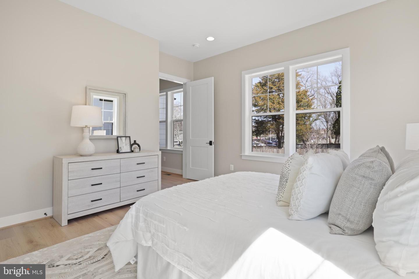 9211 KILMARNOCK DR, FAIRFAX, Virginia 22031, 6 Bedrooms Bedrooms, ,5 BathroomsBathrooms,Residential,For sale,9211 KILMARNOCK DR,VAFX2287274 MLS # VAFX2287274