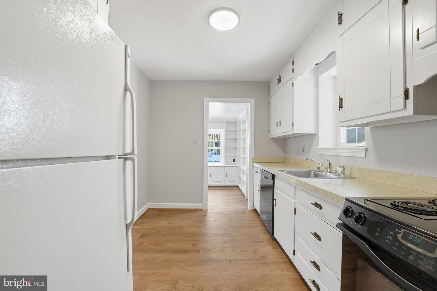 2127 PATRICK HENRY DR, ARLINGTON, Virginia 22205, 3 Bedrooms Bedrooms, ,1 BathroomBathrooms,Residential,For sale,2127 PATRICK HENRY DR,VAAR2068066 MLS # VAAR2068066 2127 PATRICK HENRY DR, ARLINGTON, Virginia 22205, 3 Bedrooms Bedrooms, ,1 BathroomBathrooms,Residential,For sale,2127 PATRICK HENRY DR,VAAR2068066 MLS # VAAR2068066