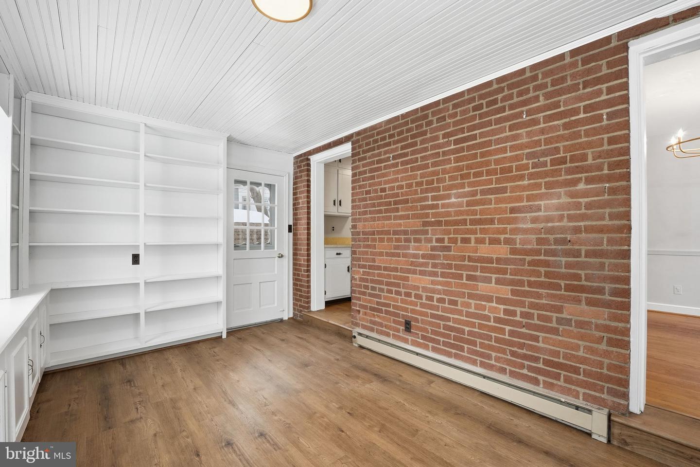 2127 PATRICK HENRY DR, ARLINGTON, Virginia 22205, 3 Bedrooms Bedrooms, ,1 BathroomBathrooms,Residential,For sale,2127 PATRICK HENRY DR,VAAR2068066 MLS # VAAR2068066 2127 PATRICK HENRY DR, ARLINGTON, Virginia 22205, 3 Bedrooms Bedrooms, ,1 BathroomBathrooms,Residential,For sale,2127 PATRICK HENRY DR,VAAR2068066 MLS # VAAR2068066