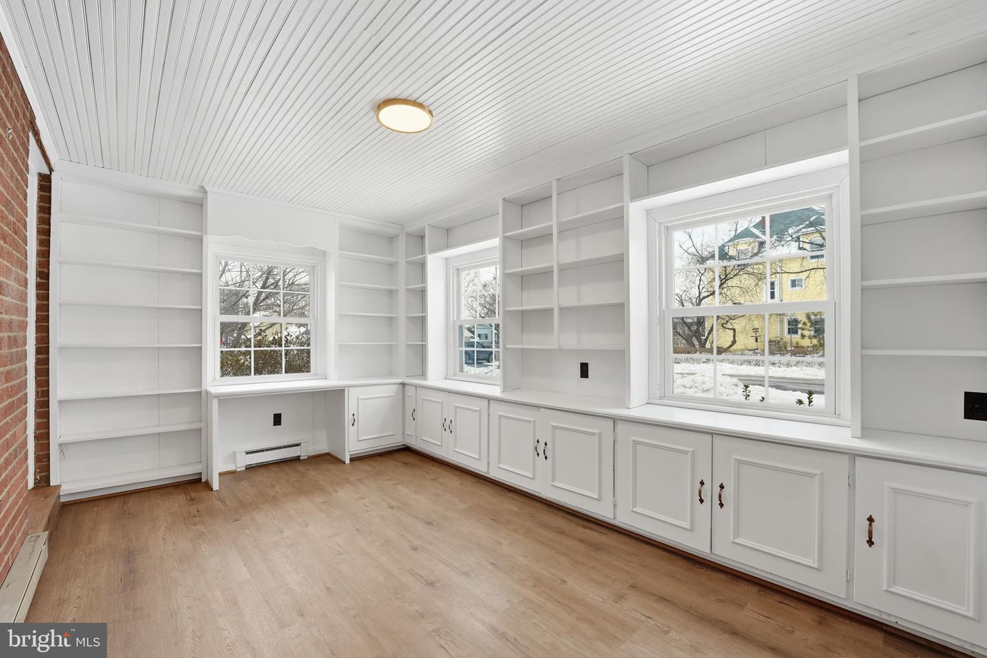 2127 PATRICK HENRY DR, ARLINGTON, Virginia 22205, 3 Bedrooms Bedrooms, ,1 BathroomBathrooms,Residential,For sale,2127 PATRICK HENRY DR,VAAR2068066 MLS # VAAR2068066 2127 PATRICK HENRY DR, ARLINGTON, Virginia 22205, 3 Bedrooms Bedrooms, ,1 BathroomBathrooms,Residential,For sale,2127 PATRICK HENRY DR,VAAR2068066 MLS # VAAR2068066