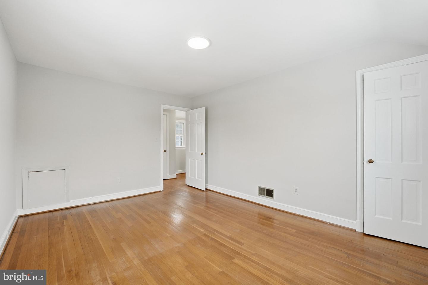 2127 PATRICK HENRY DR, ARLINGTON, Virginia 22205, 3 Bedrooms Bedrooms, ,1 BathroomBathrooms,Residential,For sale,2127 PATRICK HENRY DR,VAAR2068066 MLS # VAAR2068066 2127 PATRICK HENRY DR, ARLINGTON, Virginia 22205, 3 Bedrooms Bedrooms, ,1 BathroomBathrooms,Residential,For sale,2127 PATRICK HENRY DR,VAAR2068066 MLS # VAAR2068066