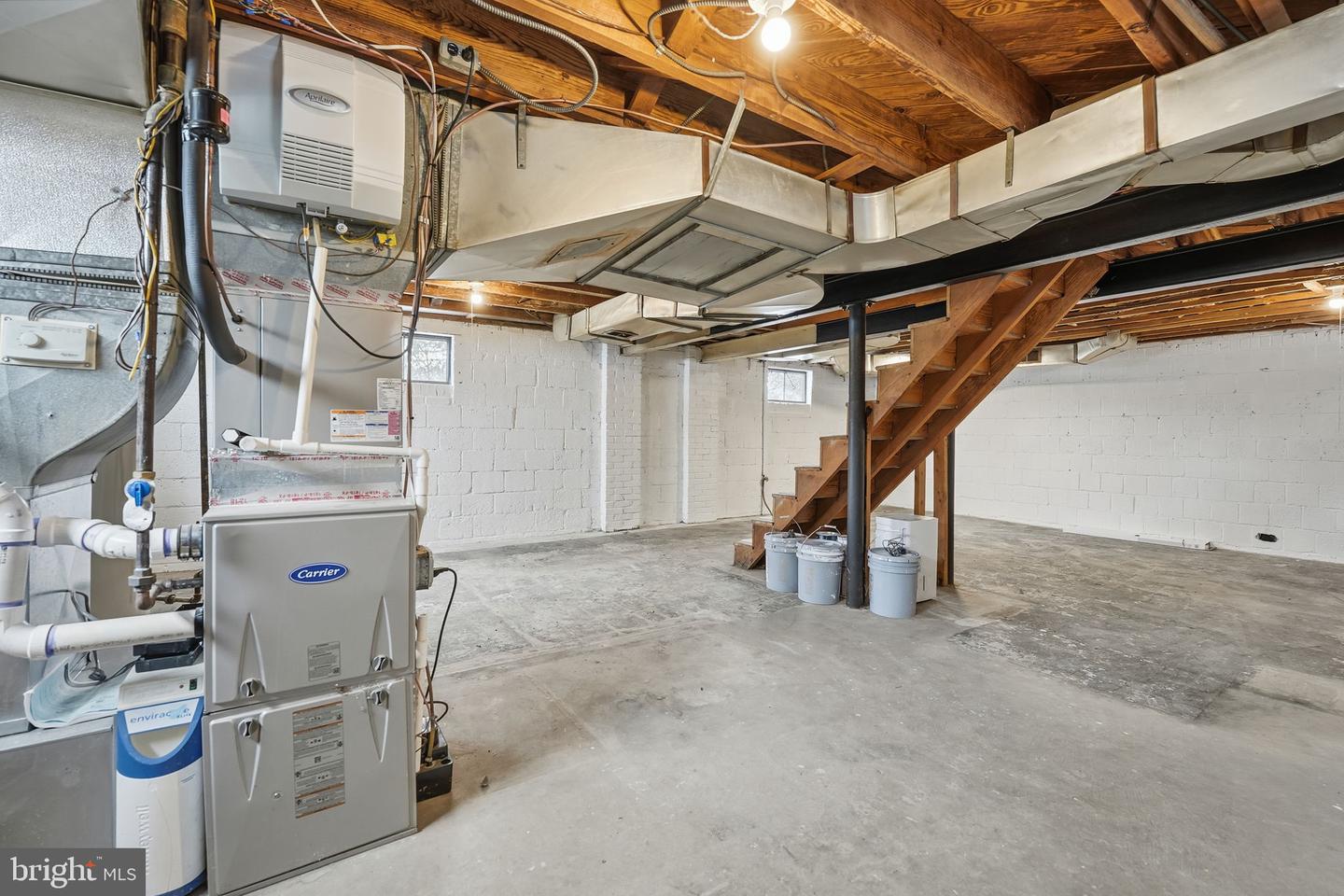 2127 PATRICK HENRY DR, ARLINGTON, Virginia 22205, 3 Bedrooms Bedrooms, ,1 BathroomBathrooms,Residential,For sale,2127 PATRICK HENRY DR,VAAR2068066 MLS # VAAR2068066 2127 PATRICK HENRY DR, ARLINGTON, Virginia 22205, 3 Bedrooms Bedrooms, ,1 BathroomBathrooms,Residential,For sale,2127 PATRICK HENRY DR,VAAR2068066 MLS # VAAR2068066