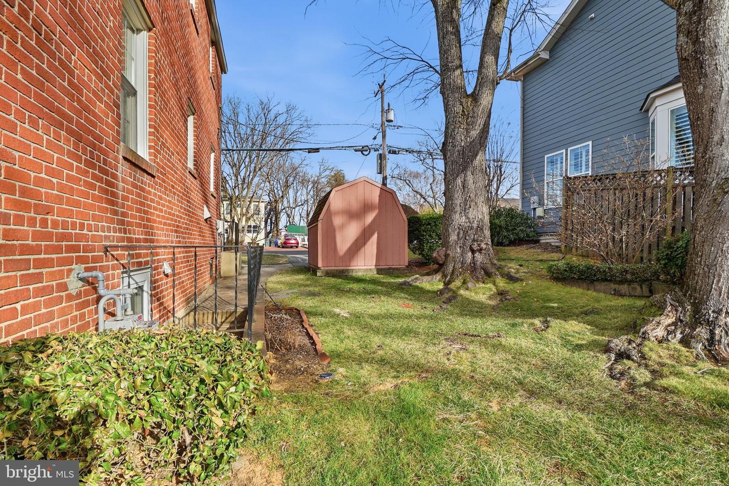 2127 PATRICK HENRY DR, ARLINGTON, Virginia 22205, 3 Bedrooms Bedrooms, ,1 BathroomBathrooms,Residential,For sale,2127 PATRICK HENRY DR,VAAR2068066 MLS # VAAR2068066 2127 PATRICK HENRY DR, ARLINGTON, Virginia 22205, 3 Bedrooms Bedrooms, ,1 BathroomBathrooms,Residential,For sale,2127 PATRICK HENRY DR,VAAR2068066 MLS # VAAR2068066