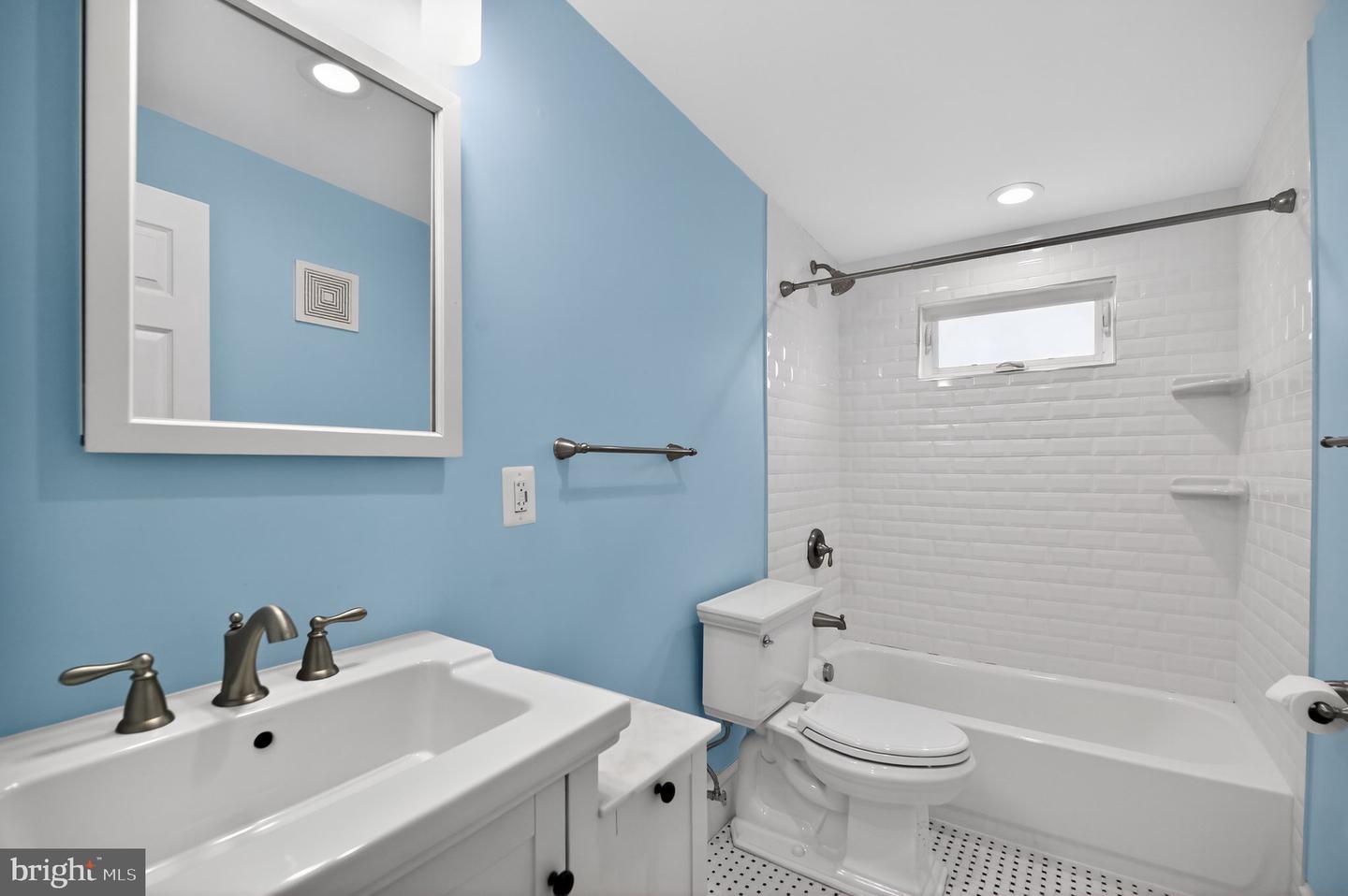 2403 BURKE AVE, ALEXANDRIA, Virginia 22301, 2 Bedrooms Bedrooms, ,2 BathroomsBathrooms,Residential,For sale,2403 BURKE AVE,VAAX2053478 MLS # VAAX2053478 2403 BURKE AVE, ALEXANDRIA, Virginia 22301, 2 Bedrooms Bedrooms, ,2 BathroomsBathrooms,Residential,For sale,2403 BURKE AVE,VAAX2053478 MLS # VAAX2053478