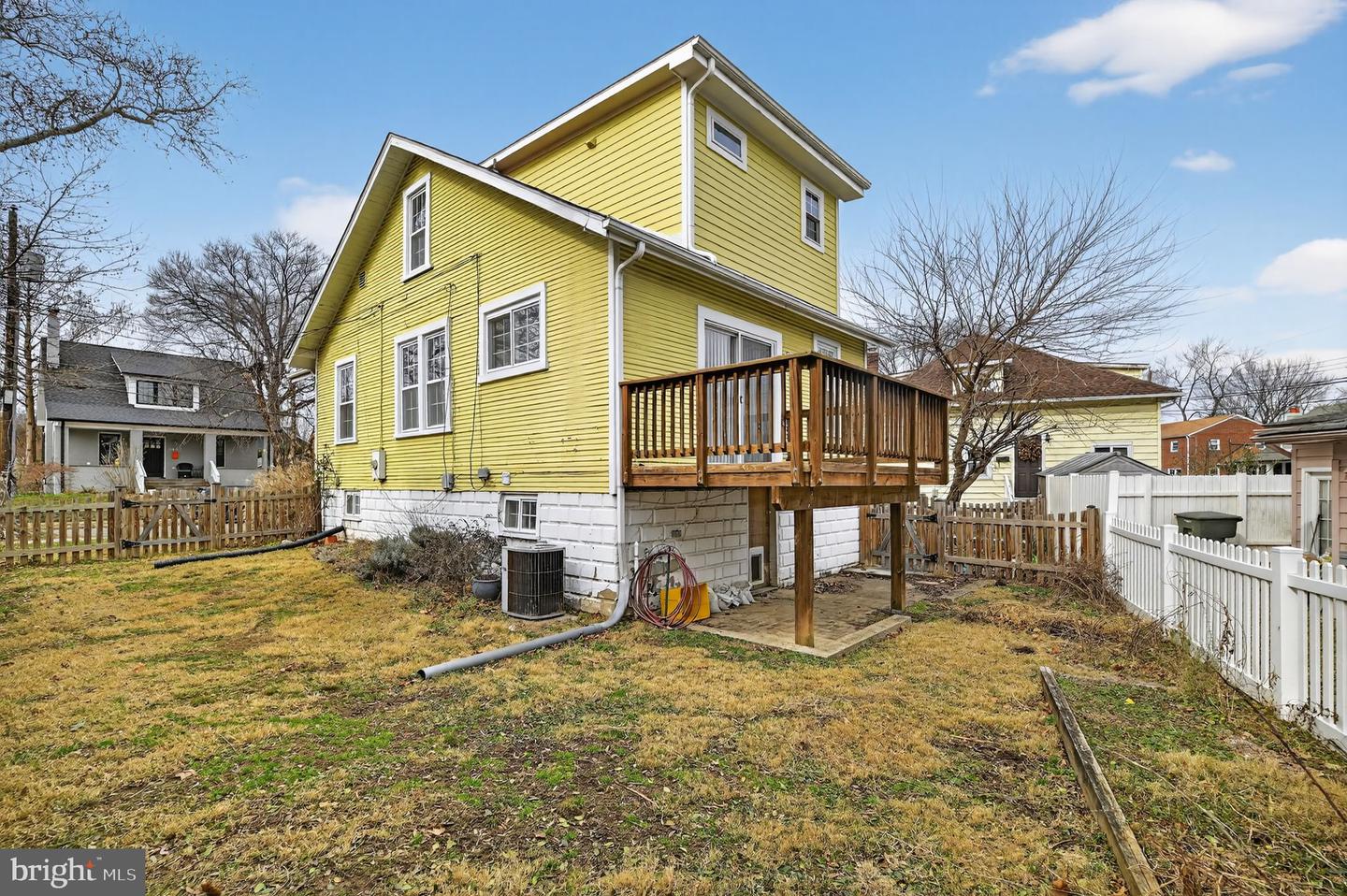 2403 BURKE AVE, ALEXANDRIA, Virginia 22301, 2 Bedrooms Bedrooms, ,2 BathroomsBathrooms,Residential,For sale,2403 BURKE AVE,VAAX2053478 MLS # VAAX2053478 2403 BURKE AVE, ALEXANDRIA, Virginia 22301, 2 Bedrooms Bedrooms, ,2 BathroomsBathrooms,Residential,For sale,2403 BURKE AVE,VAAX2053478 MLS # VAAX2053478