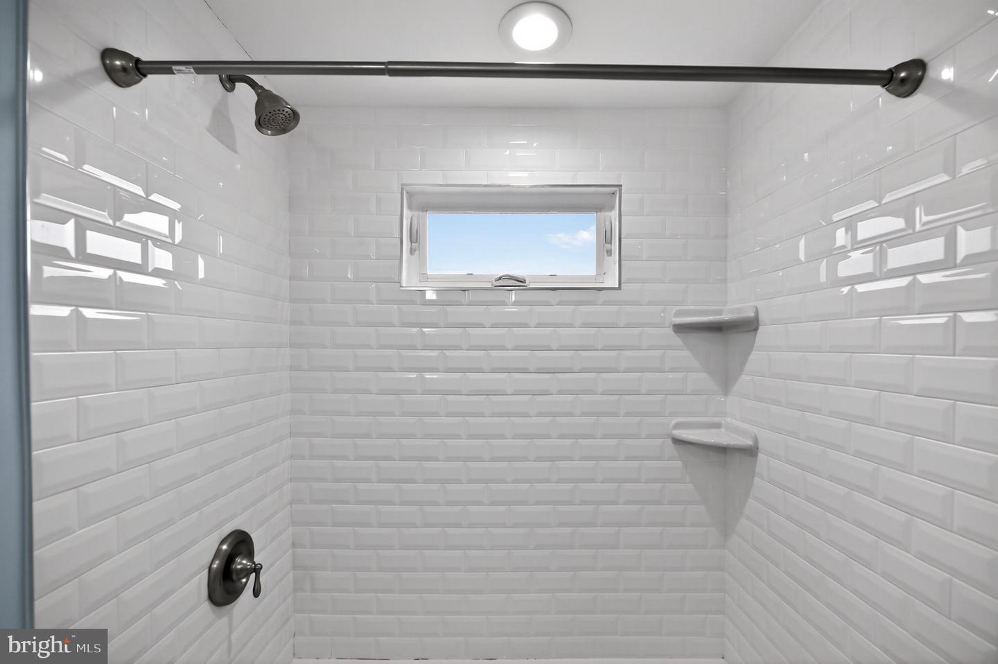 2403 BURKE AVE, ALEXANDRIA, Virginia 22301, 2 Bedrooms Bedrooms, ,2 BathroomsBathrooms,Residential,For sale,2403 BURKE AVE,VAAX2053478 MLS # VAAX2053478 2403 BURKE AVE, ALEXANDRIA, Virginia 22301, 2 Bedrooms Bedrooms, ,2 BathroomsBathrooms,Residential,For sale,2403 BURKE AVE,VAAX2053478 MLS # VAAX2053478