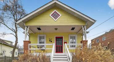 2403 BURKE AVE, ALEXANDRIA, Virginia 22301, 2 Bedrooms Bedrooms, ,2 BathroomsBathrooms,Residential,For sale,2403 BURKE AVE,VAAX2053478 MLS # VAAX2053478