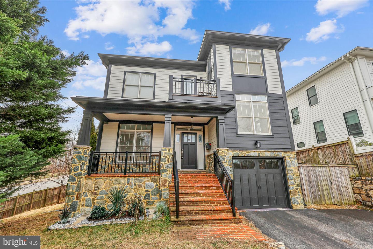 2500 12TH ST N, ARLINGTON, Virginia 22201, 5 Bedrooms Bedrooms, ,4 BathroomsBathrooms,Residential,For sale,2500 12TH ST N,VAAR2068074 MLS # VAAR2068074