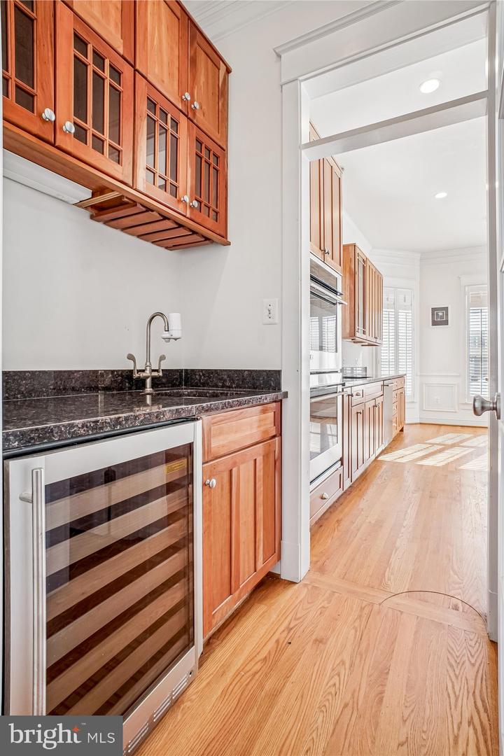 2500 12TH ST N, ARLINGTON, Virginia 22201, 5 Bedrooms Bedrooms, ,4 BathroomsBathrooms,Residential,For sale,2500 12TH ST N,VAAR2068074 MLS # VAAR2068074