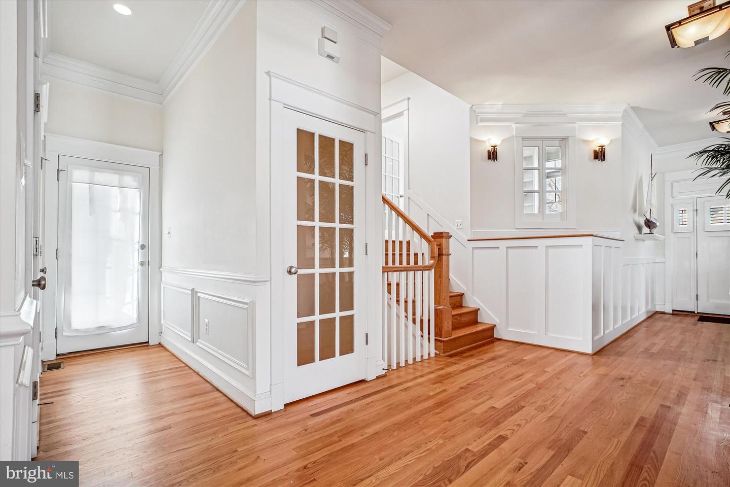 2500 12TH ST N, ARLINGTON, Virginia 22201, 5 Bedrooms Bedrooms, ,4 BathroomsBathrooms,Residential,For sale,2500 12TH ST N,VAAR2068074 MLS # VAAR2068074