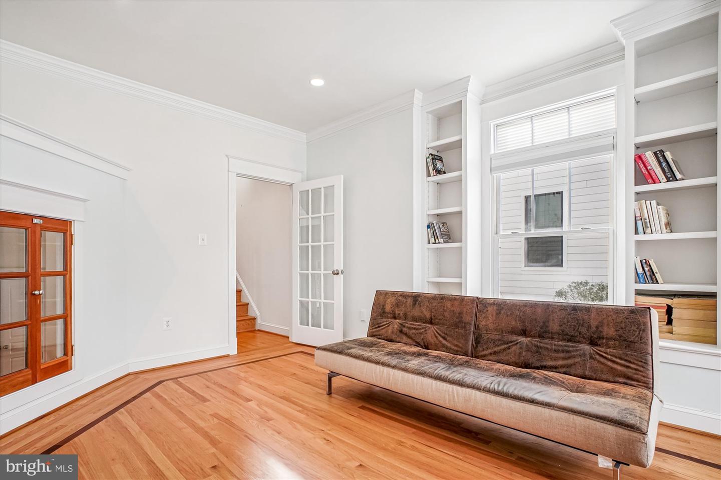 2500 12TH ST N, ARLINGTON, Virginia 22201, 5 Bedrooms Bedrooms, ,4 BathroomsBathrooms,Residential,For sale,2500 12TH ST N,VAAR2068074 MLS # VAAR2068074