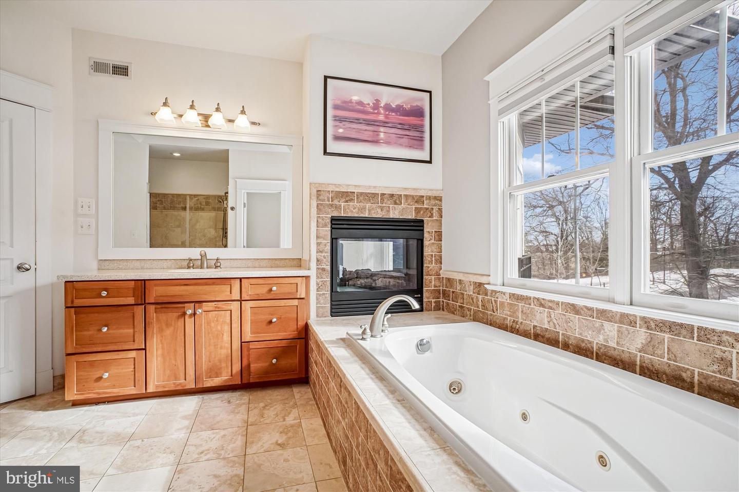 2500 12TH ST N, ARLINGTON, Virginia 22201, 5 Bedrooms Bedrooms, ,4 BathroomsBathrooms,Residential,For sale,2500 12TH ST N,VAAR2068074 MLS # VAAR2068074