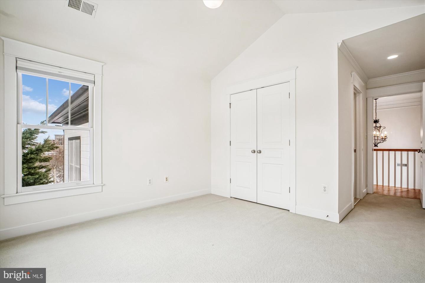 2500 12TH ST N, ARLINGTON, Virginia 22201, 5 Bedrooms Bedrooms, ,4 BathroomsBathrooms,Residential,For sale,2500 12TH ST N,VAAR2068074 MLS # VAAR2068074