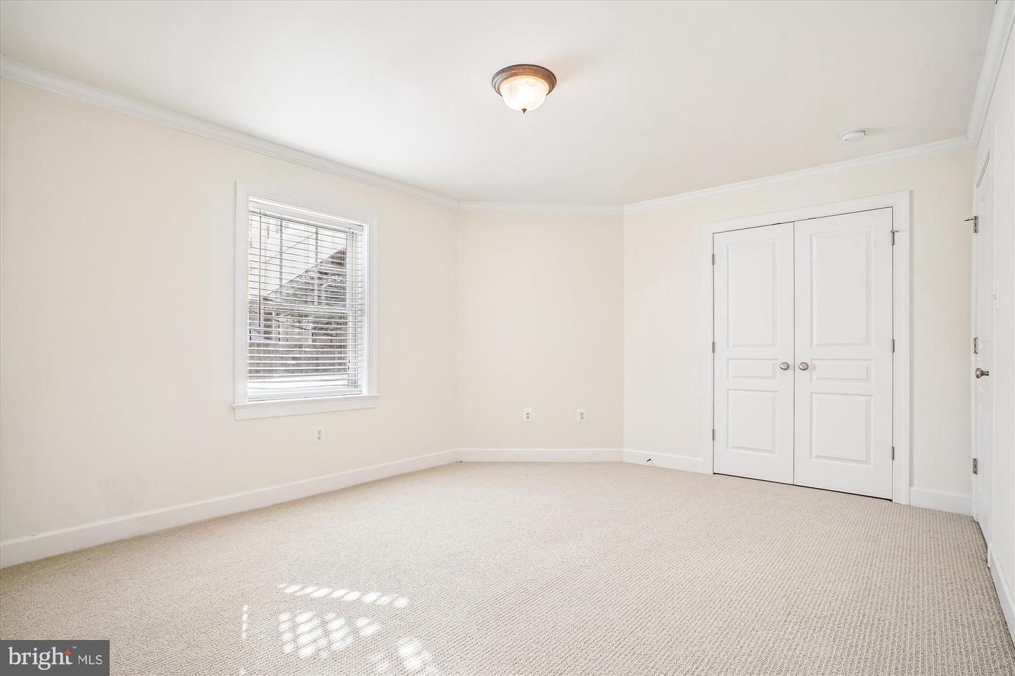 2500 12TH ST N, ARLINGTON, Virginia 22201, 5 Bedrooms Bedrooms, ,4 BathroomsBathrooms,Residential,For sale,2500 12TH ST N,VAAR2068074 MLS # VAAR2068074