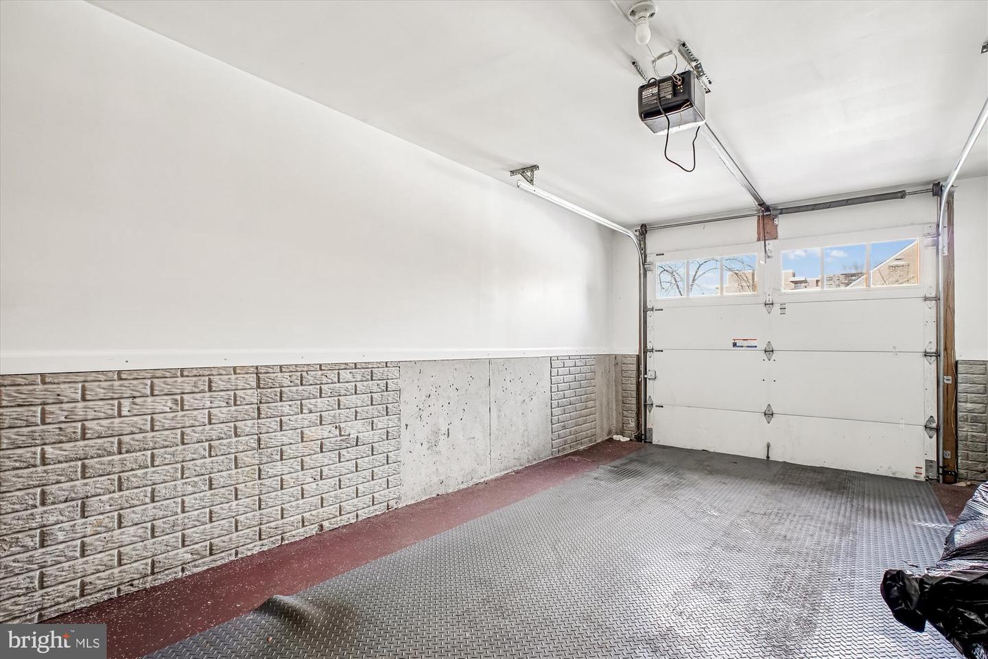 2500 12TH ST N, ARLINGTON, Virginia 22201, 5 Bedrooms Bedrooms, ,4 BathroomsBathrooms,Residential,For sale,2500 12TH ST N,VAAR2068074 MLS # VAAR2068074