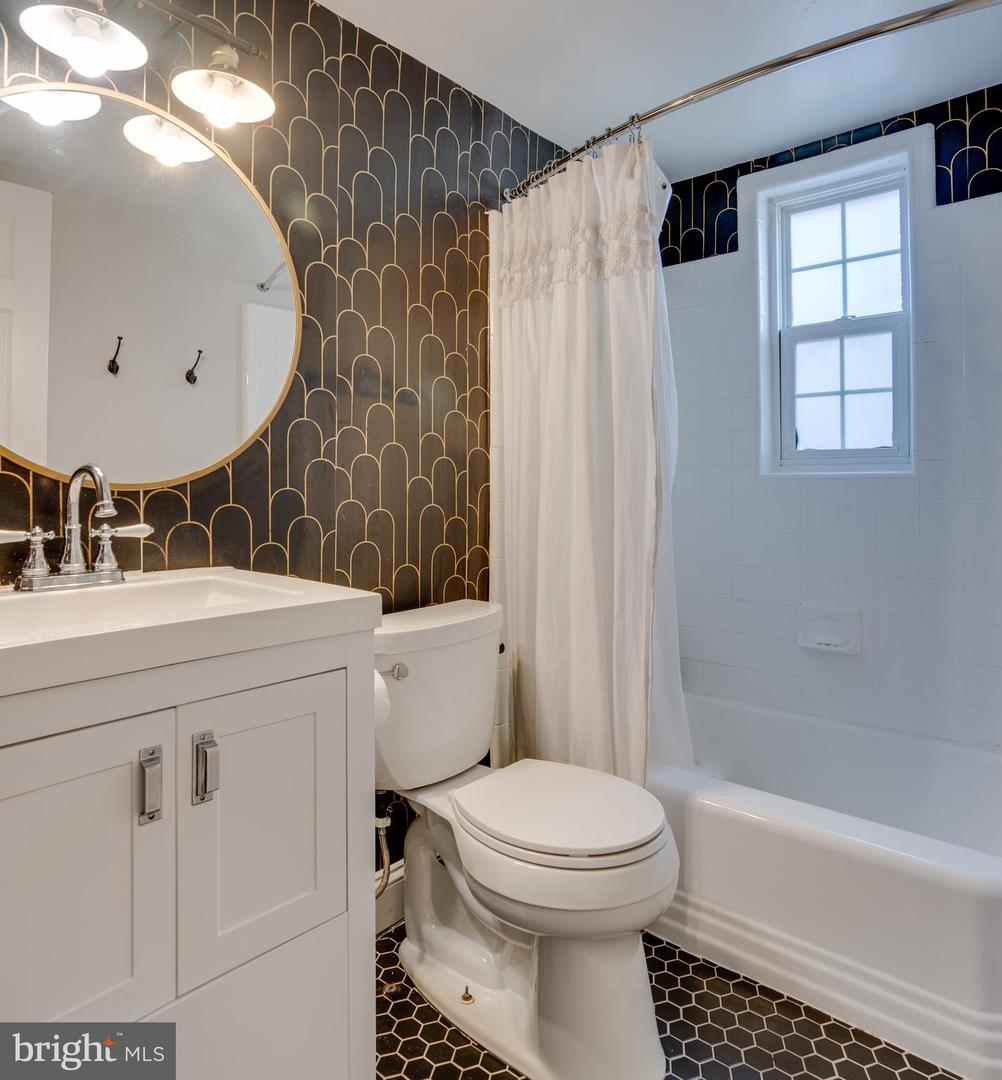 2237 FARRINGTON AVE #06-201, ALEXANDRIA, Virginia 22303, 1 Bedroom Bedrooms, ,1 BathroomBathrooms,Residential,For sale,2237 FARRINGTON AVE #06-201,VAFX2287298 MLS # VAFX2287298