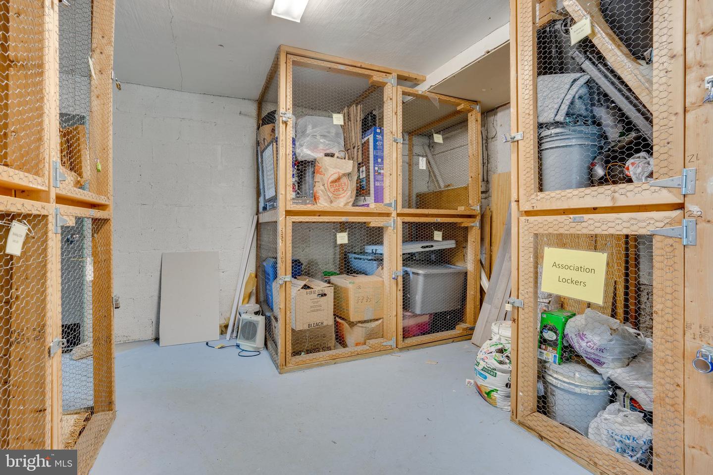 2237 FARRINGTON AVE #06-201, ALEXANDRIA, Virginia 22303, 1 Bedroom Bedrooms, ,1 BathroomBathrooms,Residential,For sale,2237 FARRINGTON AVE #06-201,VAFX2287298 MLS # VAFX2287298