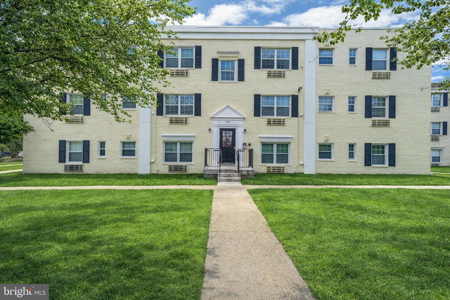 2237 FARRINGTON AVE #06-201, ALEXANDRIA, Virginia 22303, 1 Bedroom Bedrooms, ,1 BathroomBathrooms,Residential,For sale,2237 FARRINGTON AVE #06-201,VAFX2287298 MLS # VAFX2287298