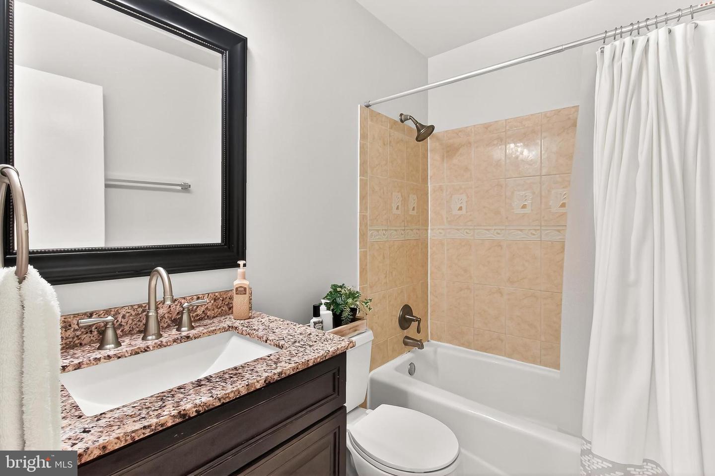 8495 KITCHENER DR, SPRINGFIELD, Virginia 22153, 3 Bedrooms Bedrooms, ,3 BathroomsBathrooms,Residential,For sale,8495 KITCHENER DR,VAFX2287300 MLS # VAFX2287300