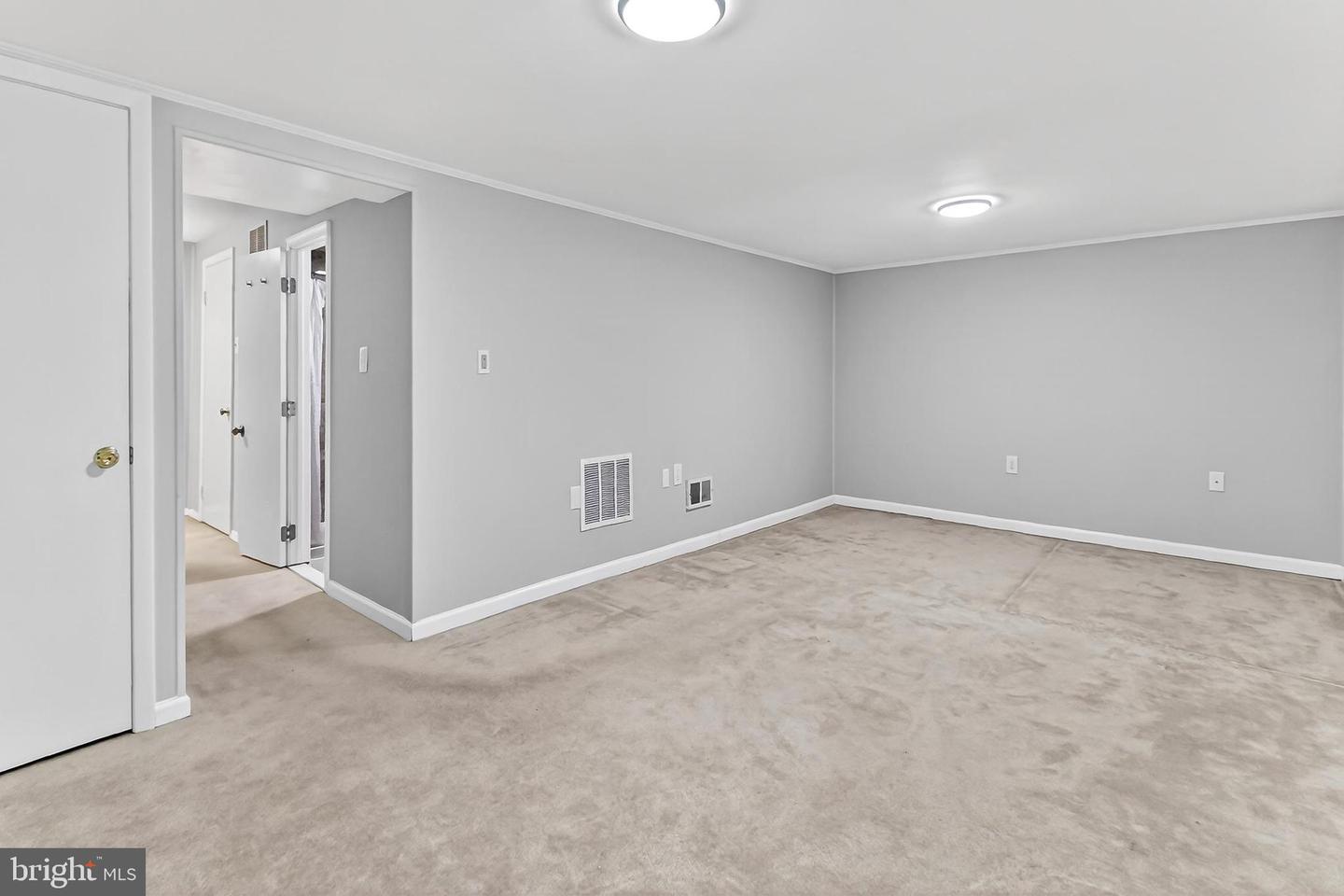 8495 KITCHENER DR, SPRINGFIELD, Virginia 22153, 3 Bedrooms Bedrooms, ,3 BathroomsBathrooms,Residential,For sale,8495 KITCHENER DR,VAFX2287300 MLS # VAFX2287300