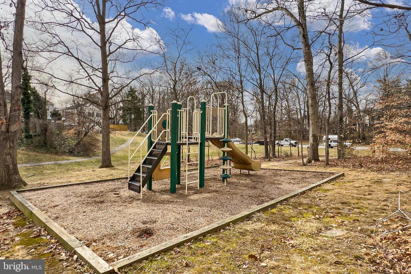 8495 KITCHENER DR, SPRINGFIELD, Virginia 22153, 3 Bedrooms Bedrooms, ,3 BathroomsBathrooms,Residential,For sale,8495 KITCHENER DR,VAFX2287300 MLS # VAFX2287300