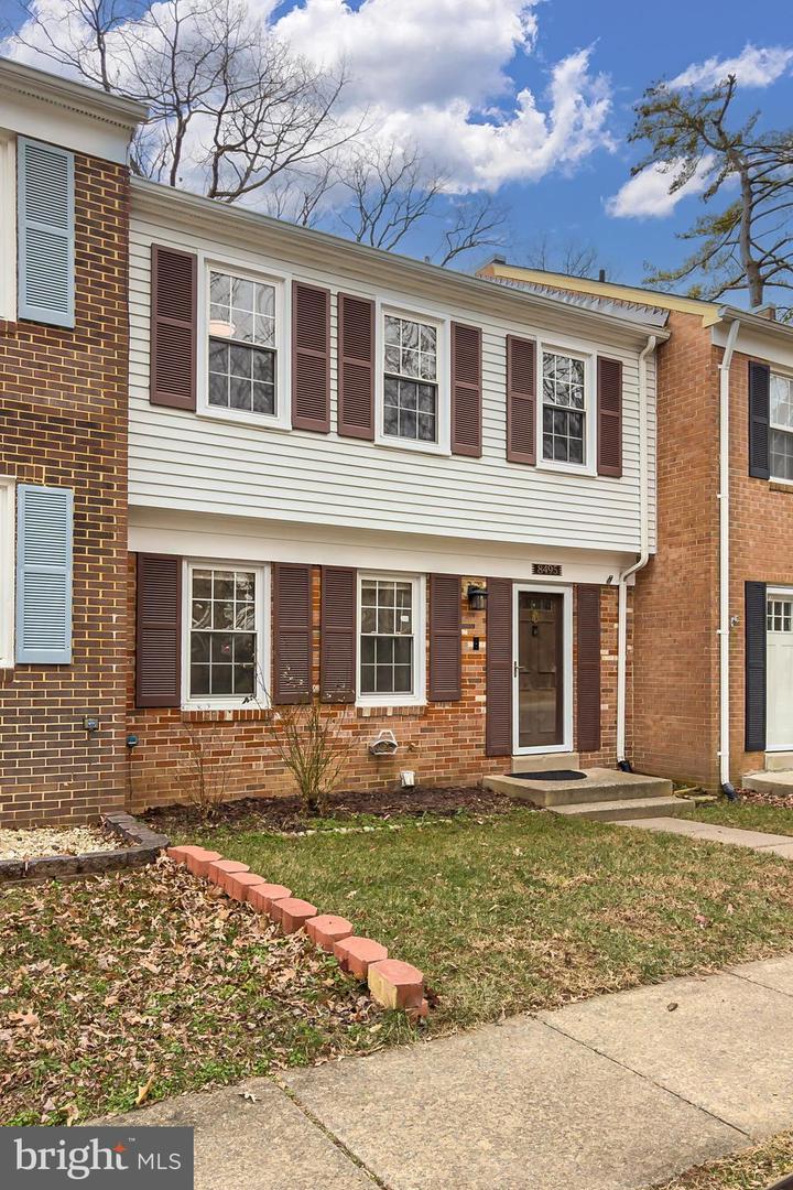 8495 KITCHENER DR, SPRINGFIELD, Virginia 22153, 3 Bedrooms Bedrooms, ,3 BathroomsBathrooms,Residential,For sale,8495 KITCHENER DR,VAFX2287300 MLS # VAFX2287300