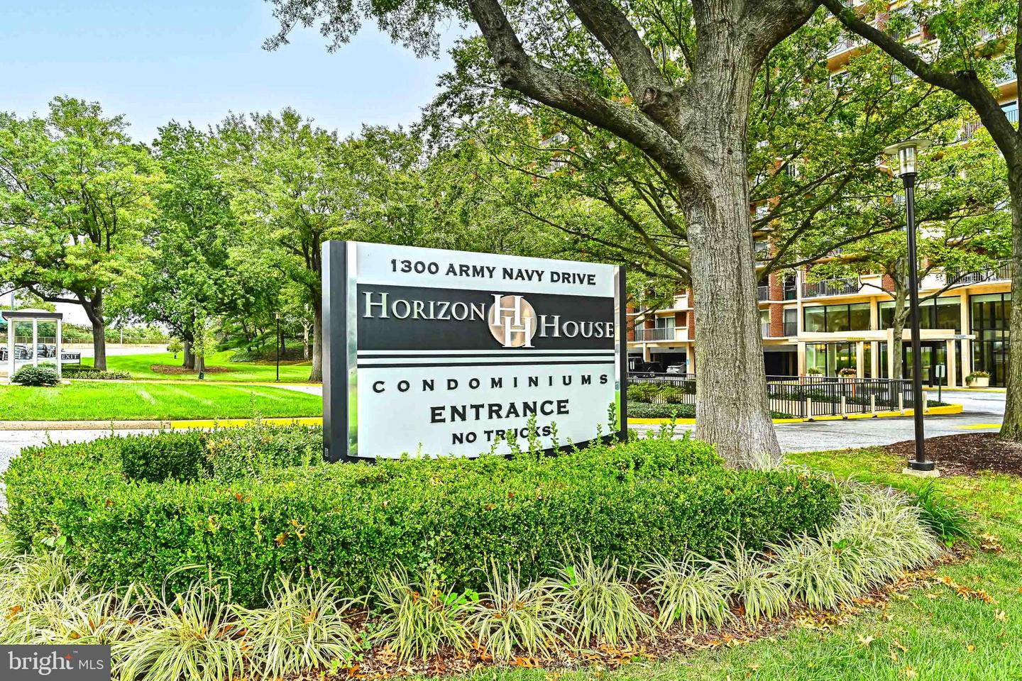 1300 ARMY NAVY DR #117, ARLINGTON, Virginia 22202, 2 Bedrooms Bedrooms, ,2 BathroomsBathrooms,Residential,For sale,1300 ARMY NAVY DR #117,VAAR2068082 MLS # VAAR2068082