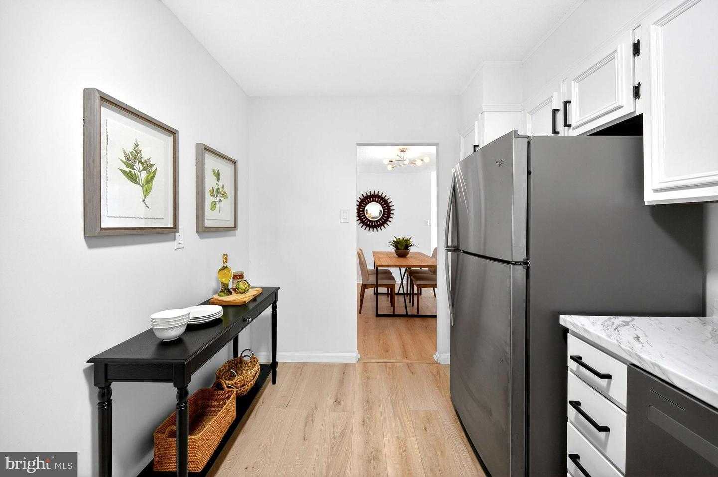 1300 ARMY NAVY DR #117, ARLINGTON, Virginia 22202, 2 Bedrooms Bedrooms, ,2 BathroomsBathrooms,Residential,For sale,1300 ARMY NAVY DR #117,VAAR2068082 MLS # VAAR2068082