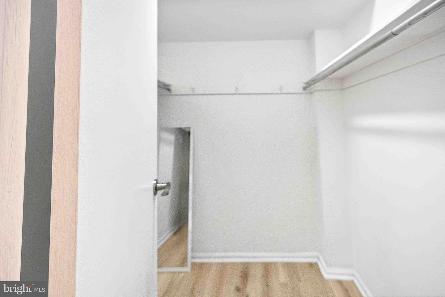 1300 ARMY NAVY DR #117, ARLINGTON, Virginia 22202, 2 Bedrooms Bedrooms, ,2 BathroomsBathrooms,Residential,For sale,1300 ARMY NAVY DR #117,VAAR2068082 MLS # VAAR2068082