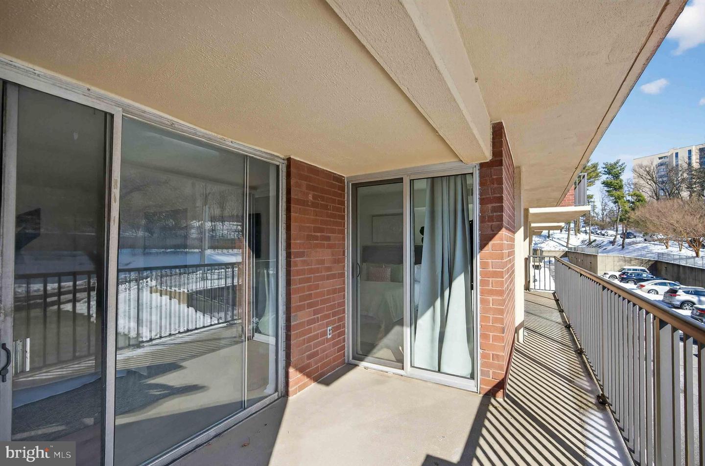 1300 ARMY NAVY DR #117, ARLINGTON, Virginia 22202, 2 Bedrooms Bedrooms, ,2 BathroomsBathrooms,Residential,For sale,1300 ARMY NAVY DR #117,VAAR2068082 MLS # VAAR2068082