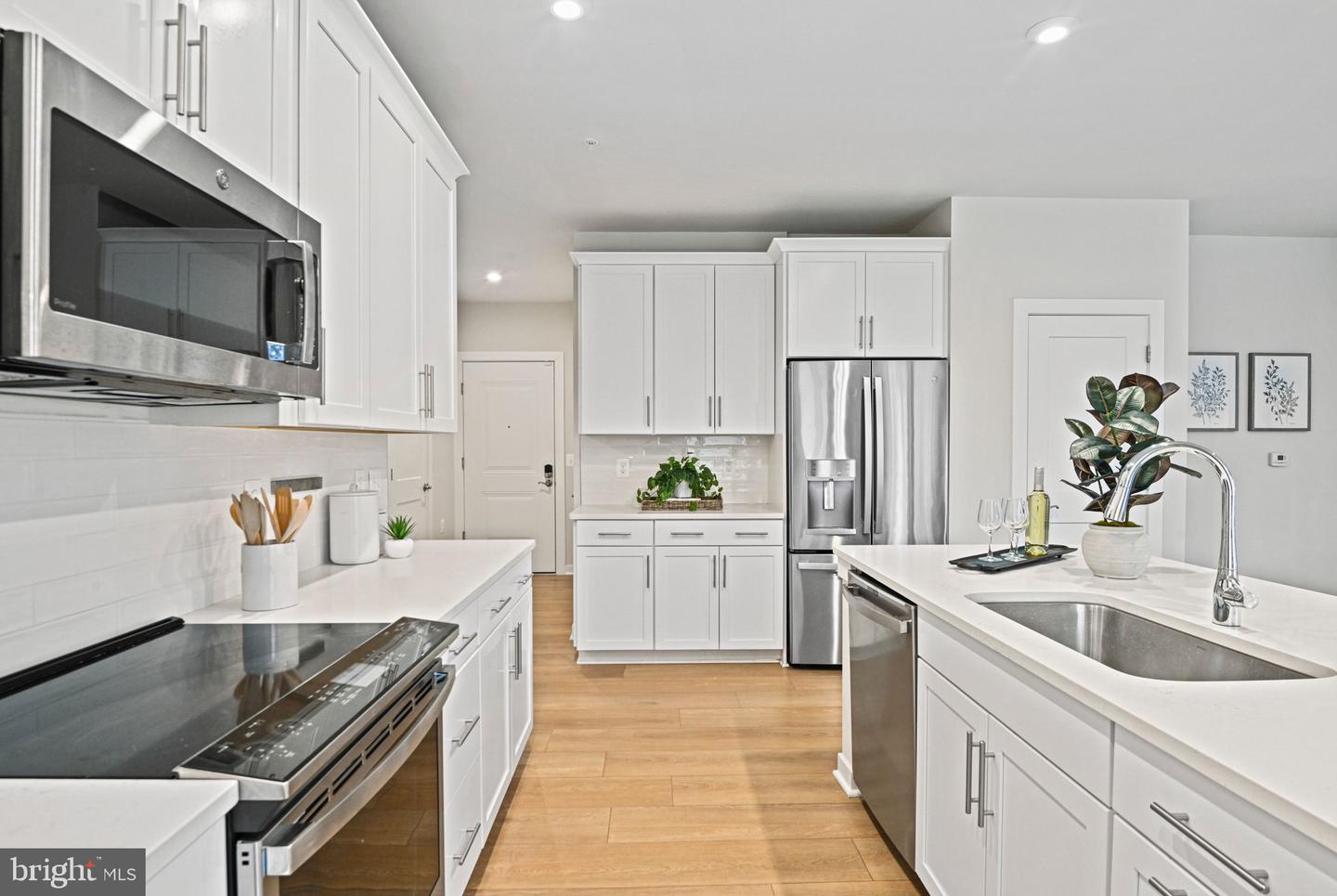 1669 BANDIT LOOP #109A, RESTON, Virginia 20190, 2 Bedrooms Bedrooms, ,2 BathroomsBathrooms,Residential,For sale,1669 BANDIT LOOP #109A,VAFX2287324 MLS # VAFX2287324