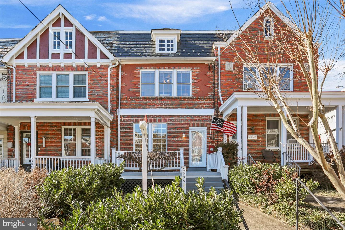 2306 38TH ST NW, WASHINGTON, District Of Columbia 20007, 3 Bedrooms Bedrooms, ,3 BathroomsBathrooms,Residential,For sale,2306 38TH ST NW,DCDC2242994 MLS # DCDC2242994