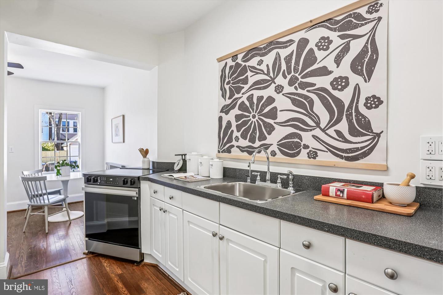 2306 38TH ST NW, WASHINGTON, District Of Columbia 20007, 3 Bedrooms Bedrooms, ,3 BathroomsBathrooms,Residential,For sale,2306 38TH ST NW,DCDC2242994 MLS # DCDC2242994