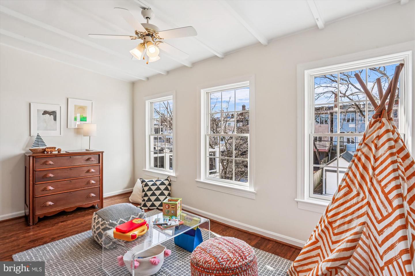 2306 38TH ST NW, WASHINGTON, District Of Columbia 20007, 3 Bedrooms Bedrooms, ,3 BathroomsBathrooms,Residential,For sale,2306 38TH ST NW,DCDC2242994 MLS # DCDC2242994