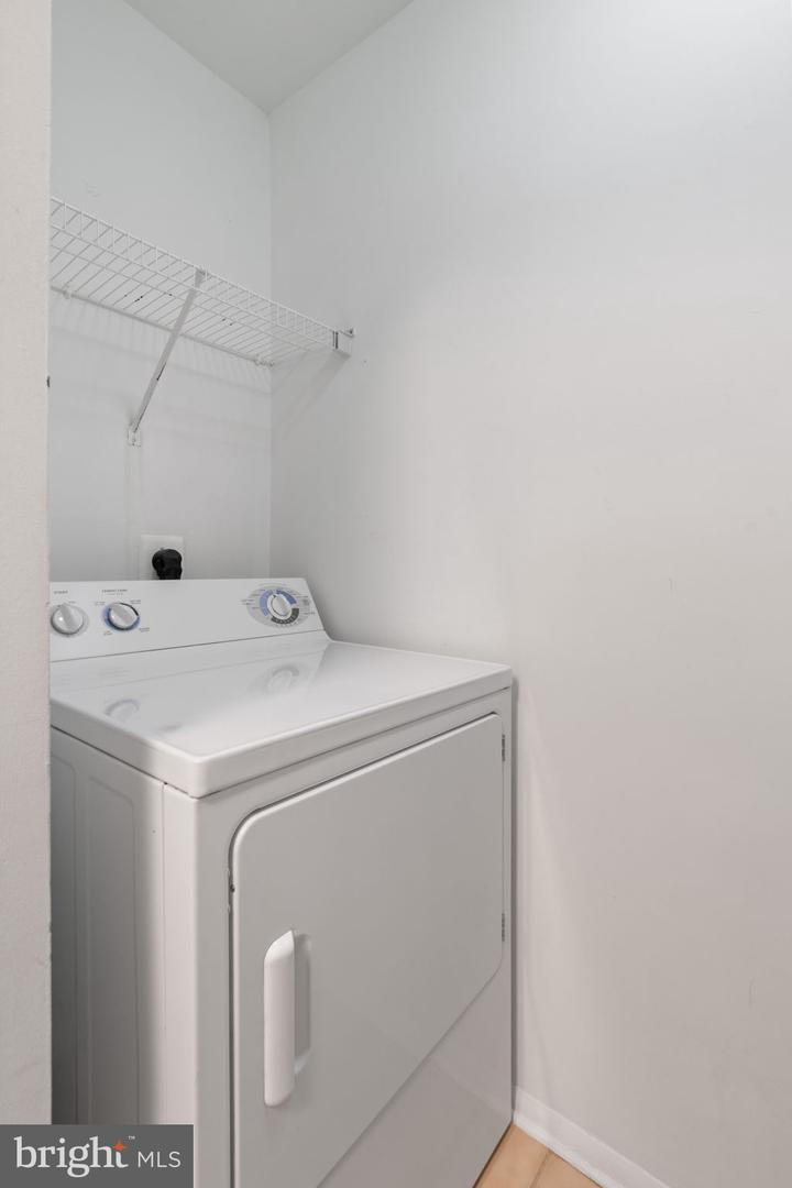 11703 OLDE ENGLISH DR #B, RESTON, Virginia 20190, 2 Bedrooms Bedrooms, 7 Rooms Rooms,1 BathroomBathrooms,Residential,For sale,11703 OLDE ENGLISH DR #B,VAFX2287398 MLS # VAFX2287398 11703 OLDE ENGLISH DR #B, RESTON, Virginia 20190, 2 Bedrooms Bedrooms, 7 Rooms Rooms,1 BathroomBathrooms,Residential,For sale,11703 OLDE ENGLISH DR #B,VAFX2287398 MLS # VAFX2287398