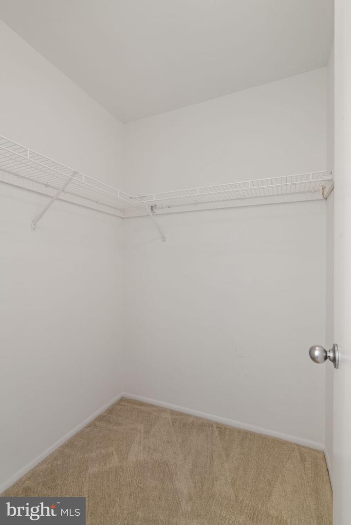 11703 OLDE ENGLISH DR #B, RESTON, Virginia 20190, 2 Bedrooms Bedrooms, 7 Rooms Rooms,1 BathroomBathrooms,Residential,For sale,11703 OLDE ENGLISH DR #B,VAFX2287398 MLS # VAFX2287398 11703 OLDE ENGLISH DR #B, RESTON, Virginia 20190, 2 Bedrooms Bedrooms, 7 Rooms Rooms,1 BathroomBathrooms,Residential,For sale,11703 OLDE ENGLISH DR #B,VAFX2287398 MLS # VAFX2287398