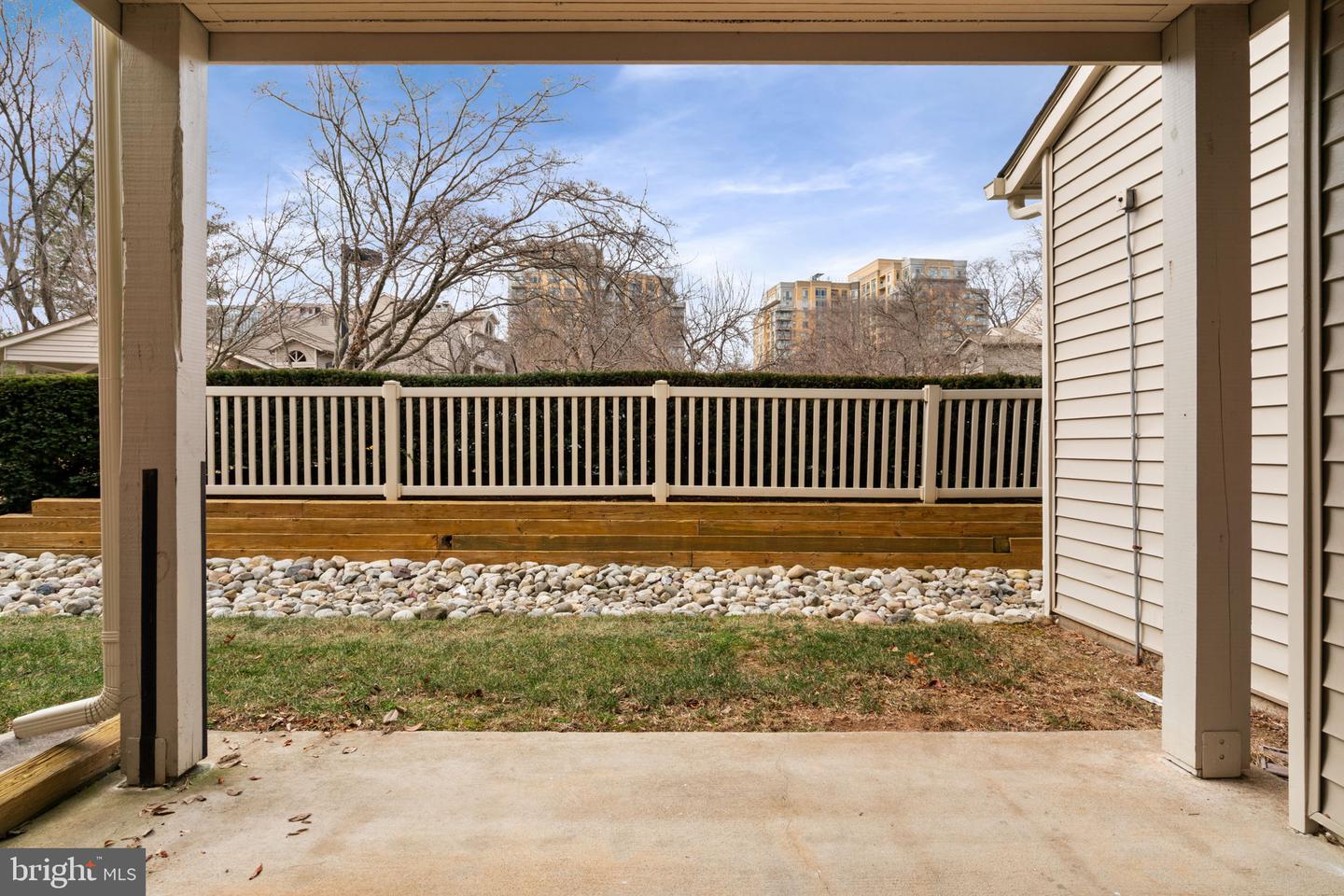 11703 OLDE ENGLISH DR #B, RESTON, Virginia 20190, 2 Bedrooms Bedrooms, 7 Rooms Rooms,1 BathroomBathrooms,Residential,For sale,11703 OLDE ENGLISH DR #B,VAFX2287398 MLS # VAFX2287398 11703 OLDE ENGLISH DR #B, RESTON, Virginia 20190, 2 Bedrooms Bedrooms, 7 Rooms Rooms,1 BathroomBathrooms,Residential,For sale,11703 OLDE ENGLISH DR #B,VAFX2287398 MLS # VAFX2287398