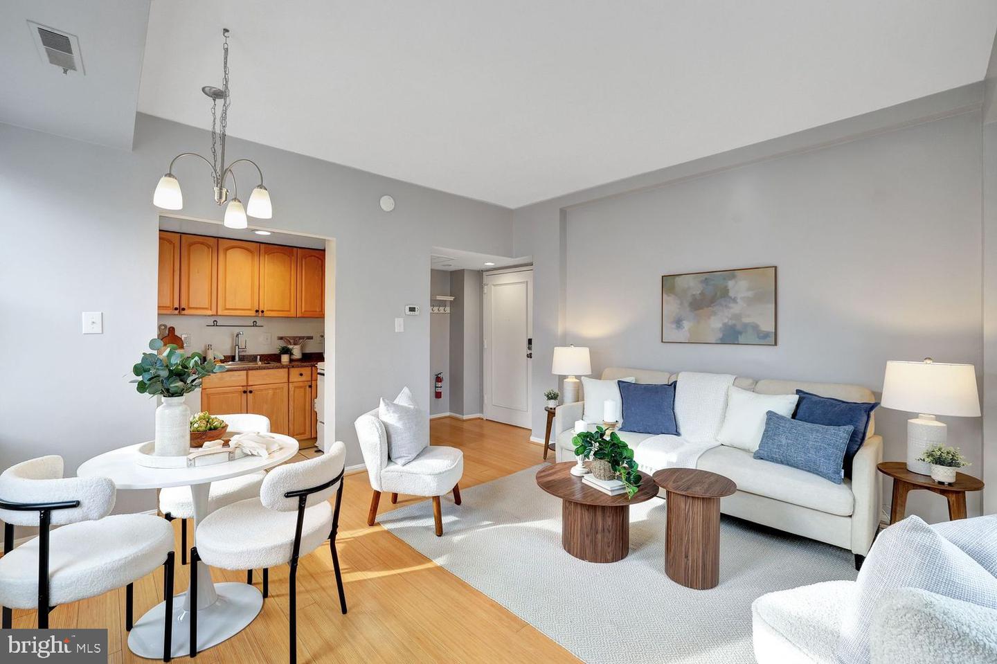 1133 13TH ST NW #704, WASHINGTON, District Of Columbia 20005, 1 Bedroom Bedrooms, ,1 BathroomBathrooms,Residential,For sale,1133 13TH ST NW #704,DCDC2243076 MLS # DCDC2243076