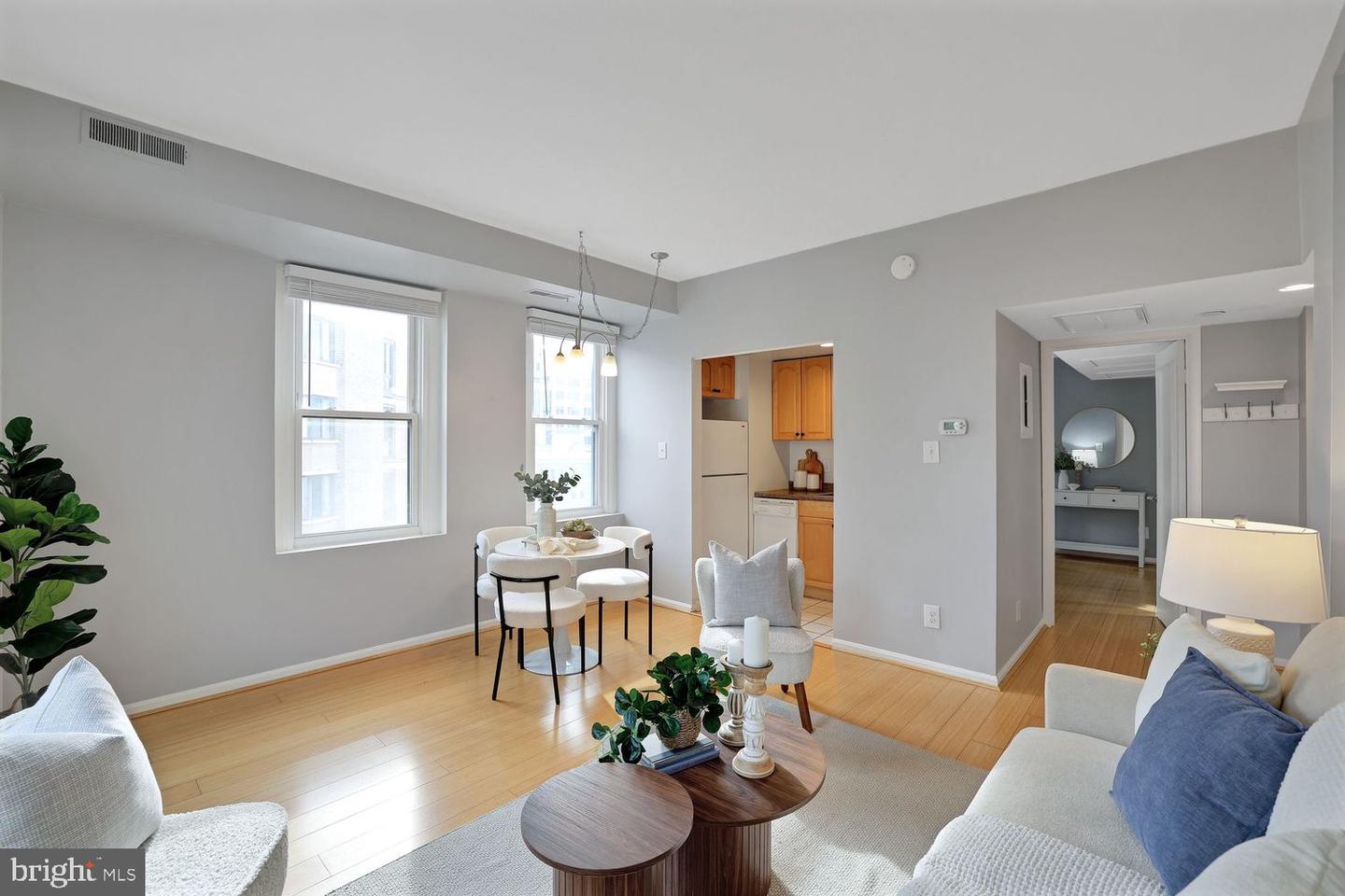 1133 13TH ST NW #704, WASHINGTON, District Of Columbia 20005, 1 Bedroom Bedrooms, ,1 BathroomBathrooms,Residential,For sale,1133 13TH ST NW #704,DCDC2243076 MLS # DCDC2243076