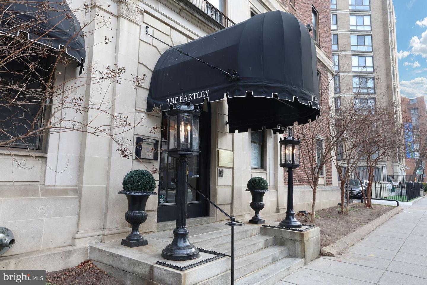 1133 13TH ST NW #704, WASHINGTON, District Of Columbia 20005, 1 Bedroom Bedrooms, ,1 BathroomBathrooms,Residential,For sale,1133 13TH ST NW #704,DCDC2243076 MLS # DCDC2243076