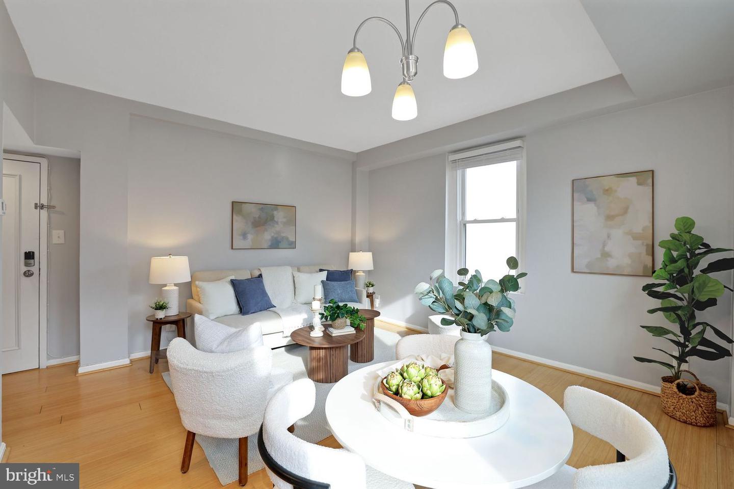 1133 13TH ST NW #704, WASHINGTON, District Of Columbia 20005, 1 Bedroom Bedrooms, ,1 BathroomBathrooms,Residential,For sale,1133 13TH ST NW #704,DCDC2243076 MLS # DCDC2243076