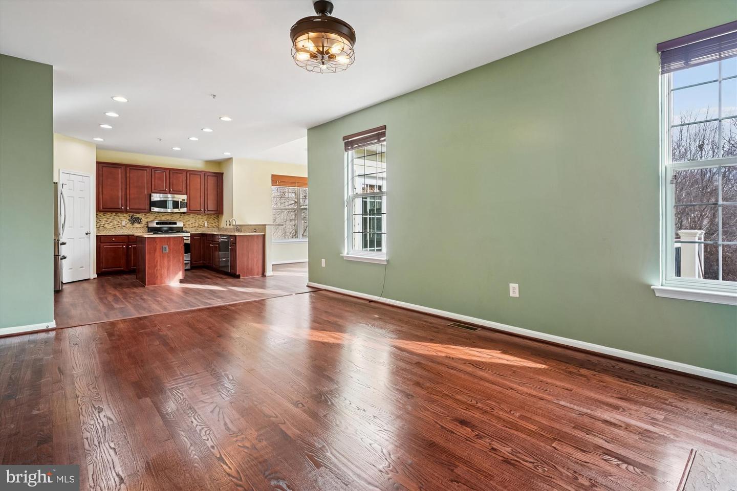 16449 PLUMAGE EAGLE ST, WOODBRIDGE, Virginia 22191, 4 Bedrooms Bedrooms, ,3 BathroomsBathrooms,Residential,For sale,16449 PLUMAGE EAGLE ST,VAPW2111200 MLS # VAPW2111200