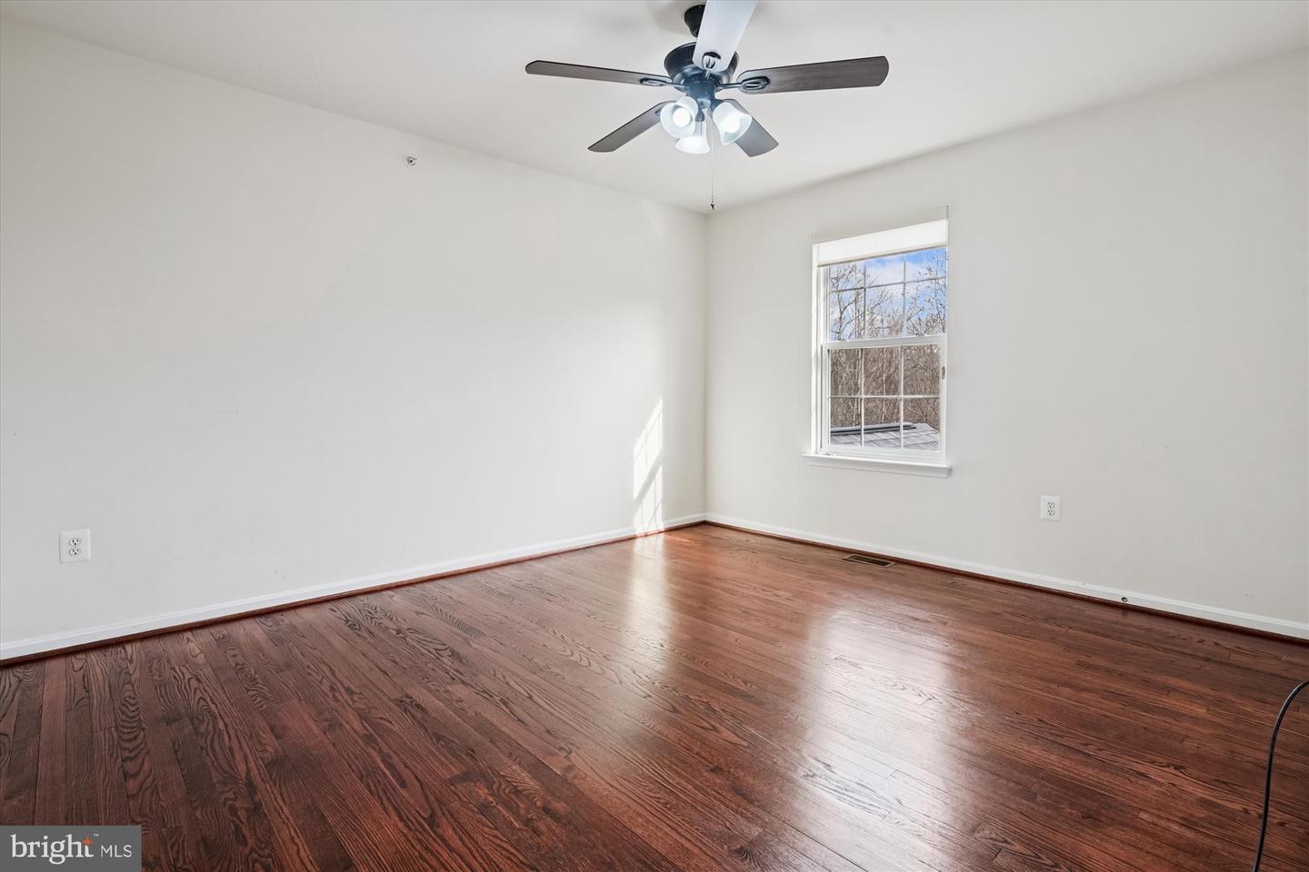 16449 PLUMAGE EAGLE ST, WOODBRIDGE, Virginia 22191, 4 Bedrooms Bedrooms, ,3 BathroomsBathrooms,Residential,For sale,16449 PLUMAGE EAGLE ST,VAPW2111200 MLS # VAPW2111200