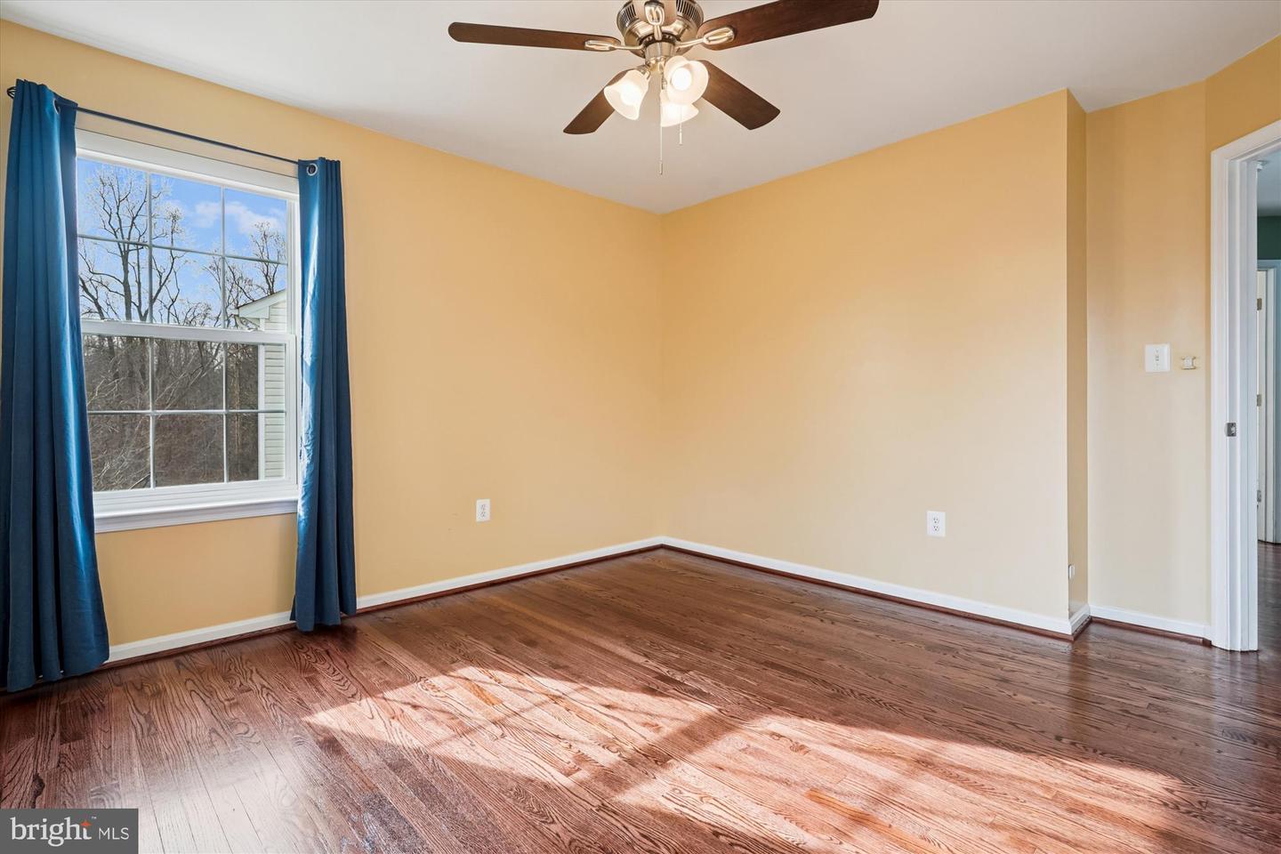 16449 PLUMAGE EAGLE ST, WOODBRIDGE, Virginia 22191, 4 Bedrooms Bedrooms, ,3 BathroomsBathrooms,Residential,For sale,16449 PLUMAGE EAGLE ST,VAPW2111200 MLS # VAPW2111200