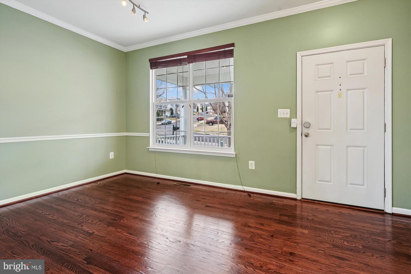 16449 PLUMAGE EAGLE ST, WOODBRIDGE, Virginia 22191, 4 Bedrooms Bedrooms, ,3 BathroomsBathrooms,Residential,For sale,16449 PLUMAGE EAGLE ST,VAPW2111200 MLS # VAPW2111200