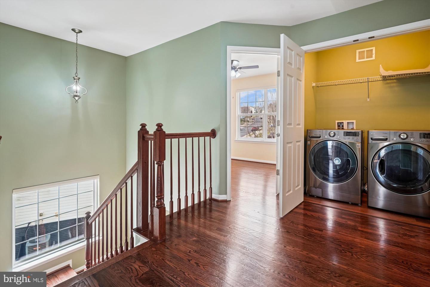 16449 PLUMAGE EAGLE ST, WOODBRIDGE, Virginia 22191, 4 Bedrooms Bedrooms, ,3 BathroomsBathrooms,Residential,For sale,16449 PLUMAGE EAGLE ST,VAPW2111200 MLS # VAPW2111200